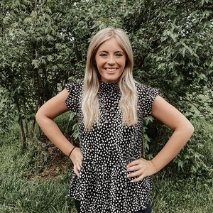 Meet your Posher, Emma